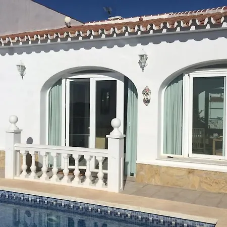 Βίλα With Private Pool And Gorgeous View